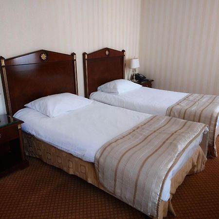 Hotel Optima Collection Podil Plaza Kijów Zewnętrze zdjęcie