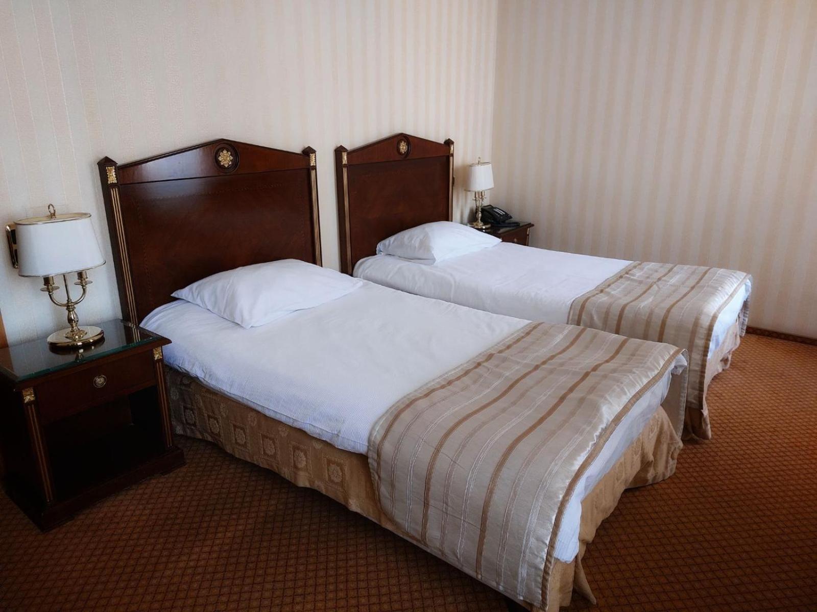 Hotel Optima Collection Podil Plaza Kijów Zewnętrze zdjęcie