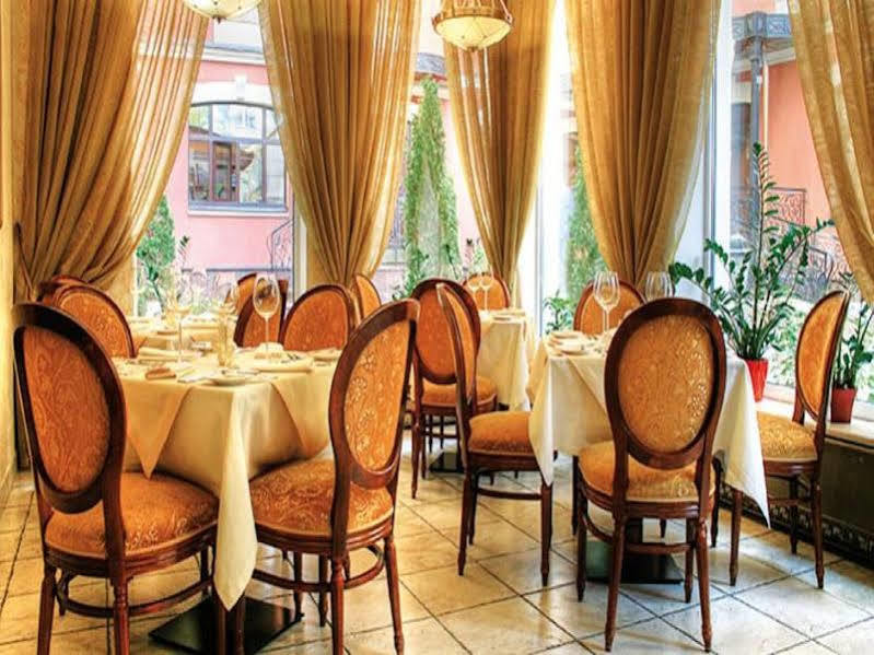 Hotel Optima Collection Podil Plaza Kijów Zewnętrze zdjęcie