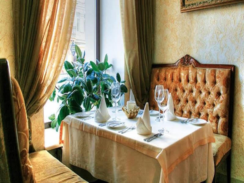 Hotel Optima Collection Podil Plaza Kijów Zewnętrze zdjęcie