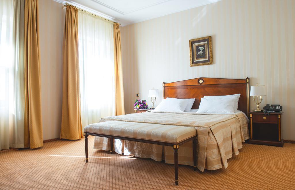 Hotel Optima Collection Podil Plaza Kijów Zewnętrze zdjęcie