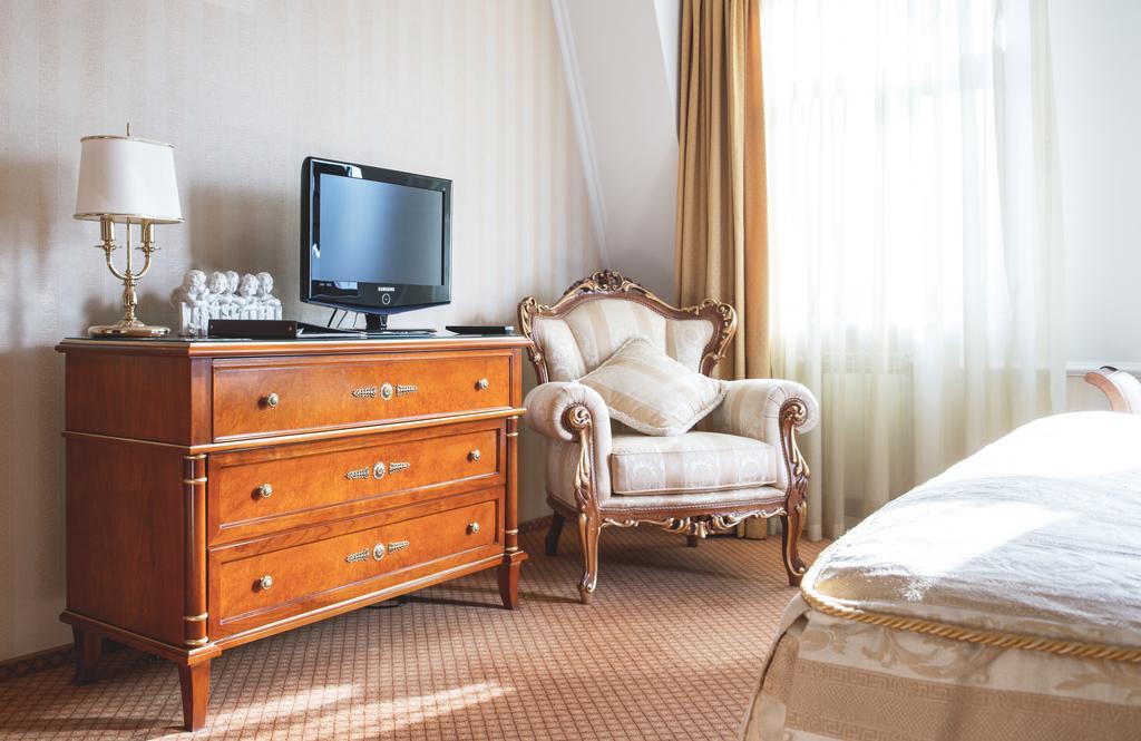 Hotel Optima Collection Podil Plaza Kijów Zewnętrze zdjęcie